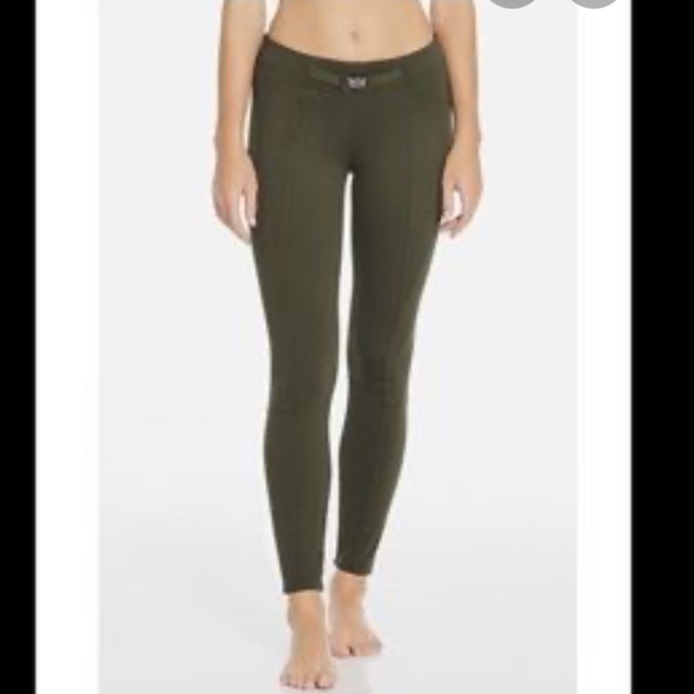Fabletics Polaris Pant
